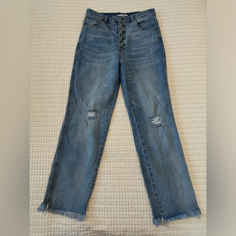 Stylish High-Rise Frayed Hem Jeans